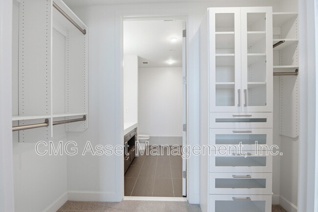 Building Photo - 1820 Peachtree St NW