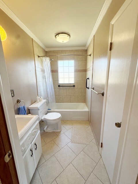 Building Photo - 3351 Pembroke Rd