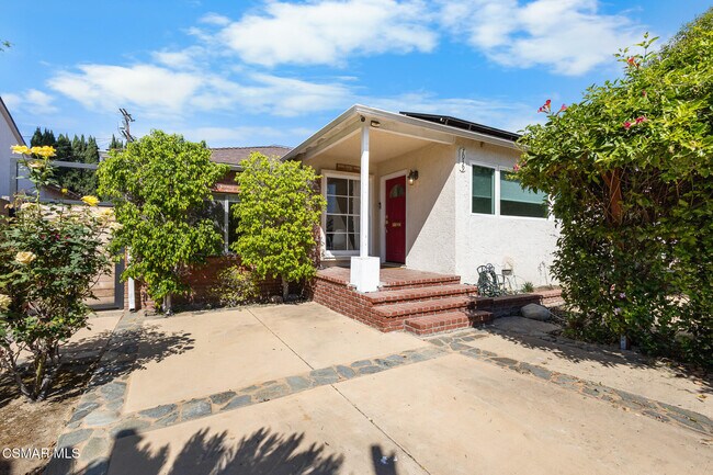 Building Photo - 7039 Sylvia Ave
