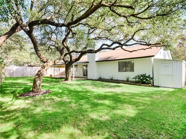 Building Photo - 11718 Spotted Horse Dr