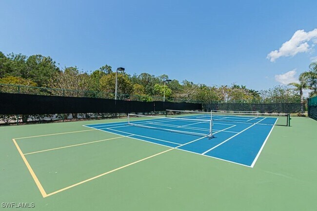Building Photo - 1810 Florida Club Cir