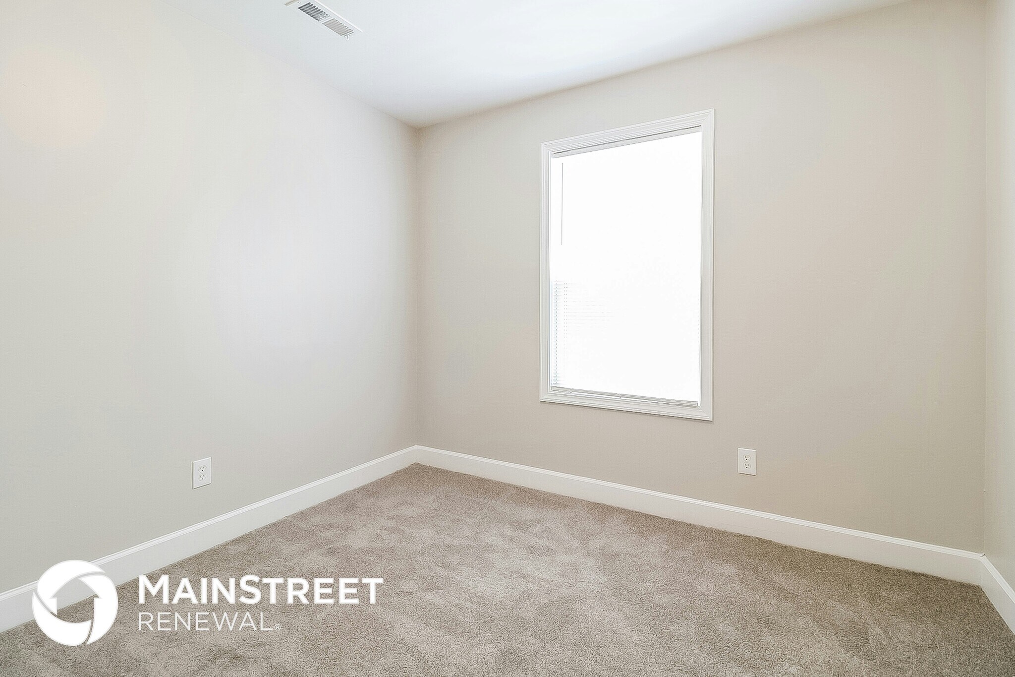 Building Photo - 1852 Mayridge Ln