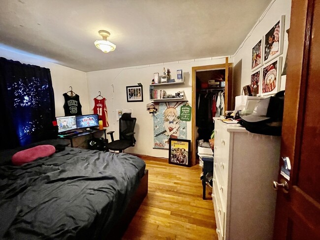 Building Photo - 226 Nevada St