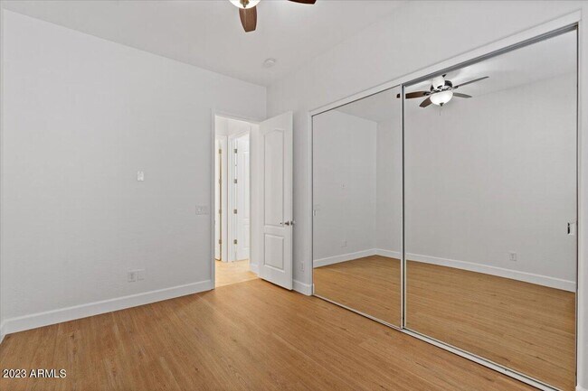 Building Photo - 2413 W Sienna Bouquet Pl