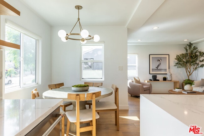 Building Photo - 3840 Lyceum Ave