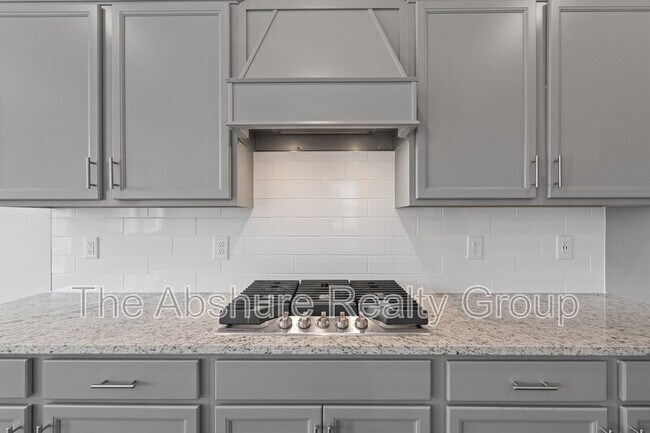 Building Photo - 35 Village Edge Dr