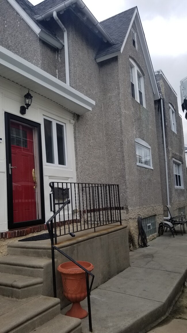 Primary Photo - 5418 Gainor Rd