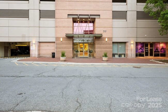 Building Photo - 315 Arlington Ave
