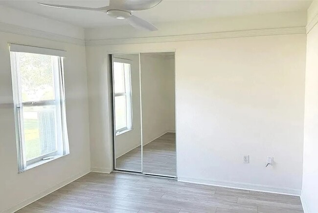 Building Photo - 826 Berry Hill Cir