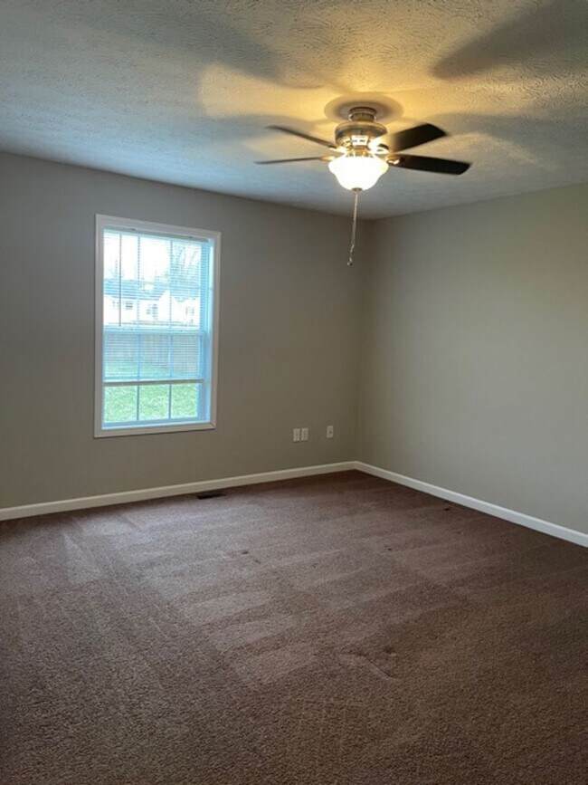 Building Photo - 1429 Huron Way