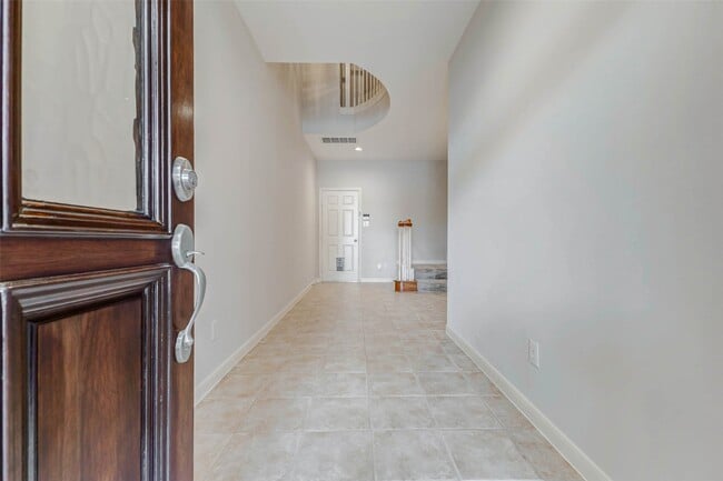 Building Photo - 30 Waugh Dr