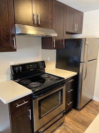 Building Photo - Heather Court