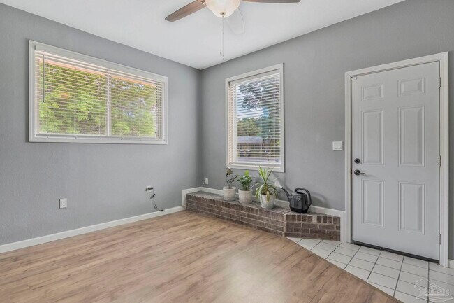 Building Photo - 2325 Merle Cir