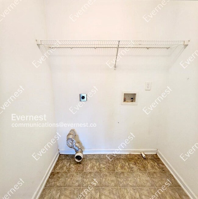 Building Photo - 425 Brunswick Cir