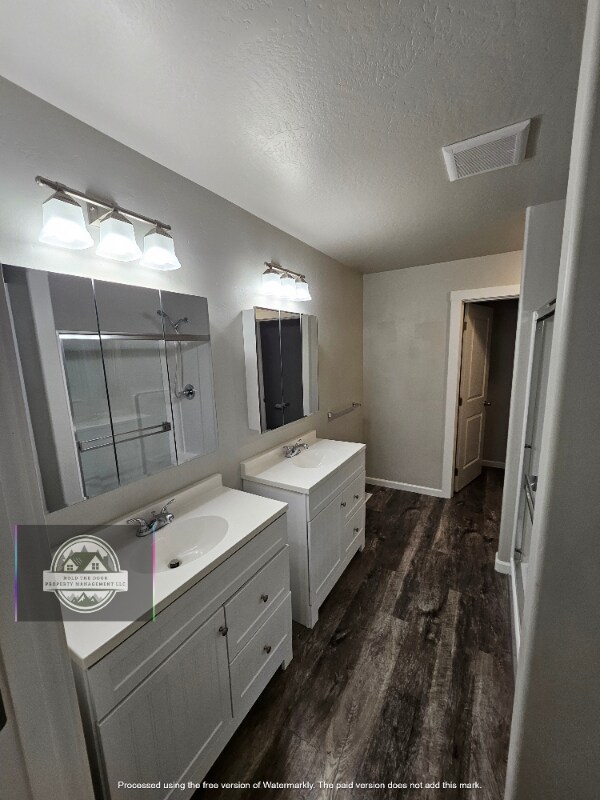 Building Photo - 141 Rivers Edge Ct