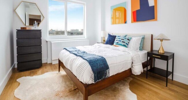 Primary Photo - 2 bedroom in LONG ISLAND CITY NY 11101