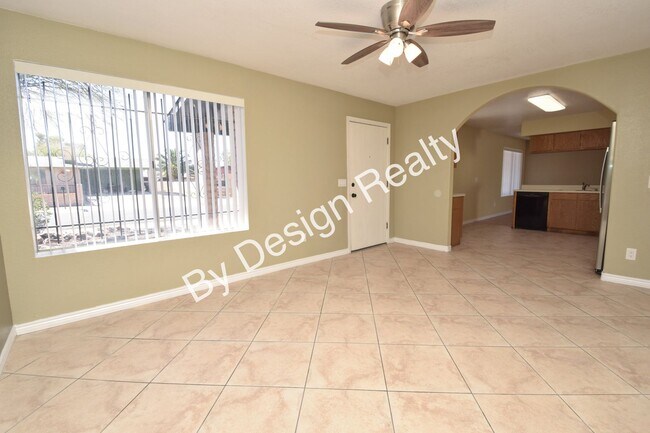 Building Photo - Eastside 3 Bed 2 Bath Gem with 2 Car Garage and Large Private Fenced Yard