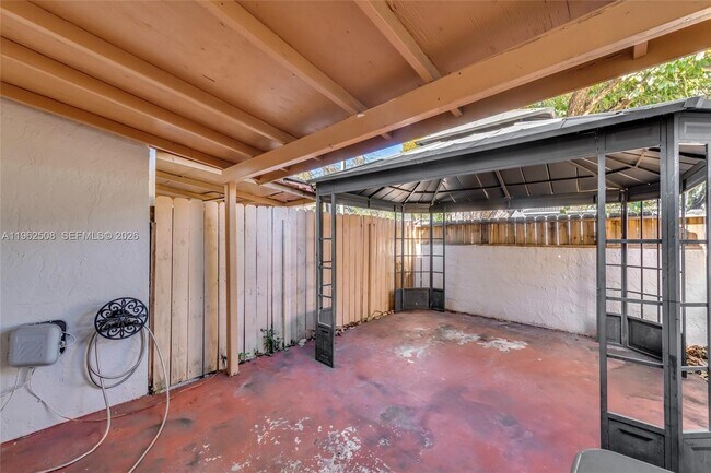 Building Photo - 15007 SW 80th Terrace