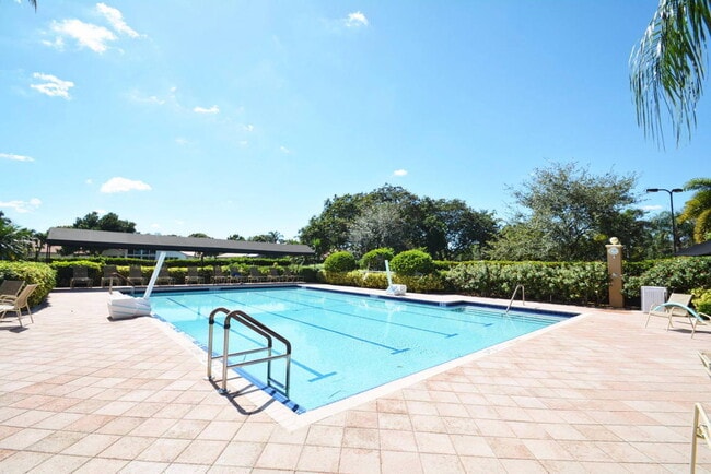 Building Photo - 11287 Vivero Ave