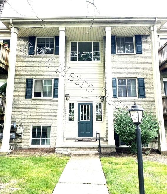 Building Photo - 45250 Keding St