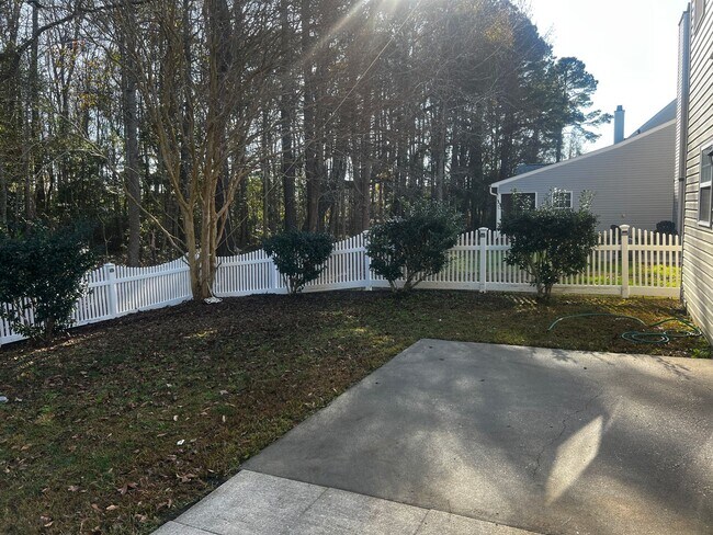 Building Photo - AVAILABLE NOW IN BRIGHTON WOODS!