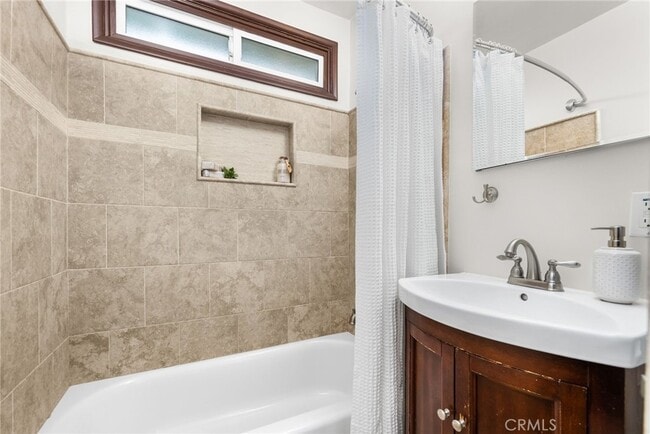 Building Photo - 6903 Henrilee St