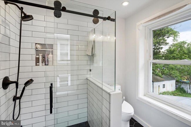 Building Photo - 224 Edgemont Ave