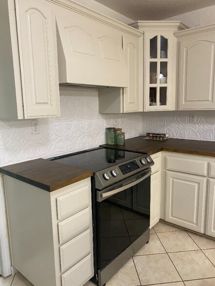 Building Photo - 953 Co Rd 3351