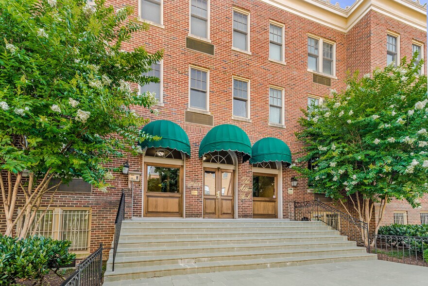 Building Photo - 2410 20th St NW