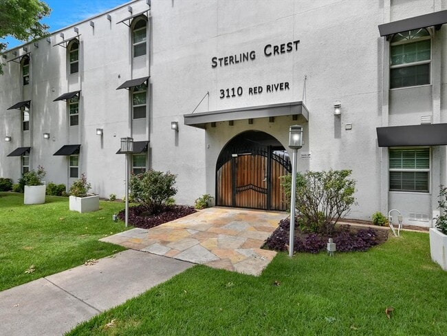 Building Photo - 3110 Red River St