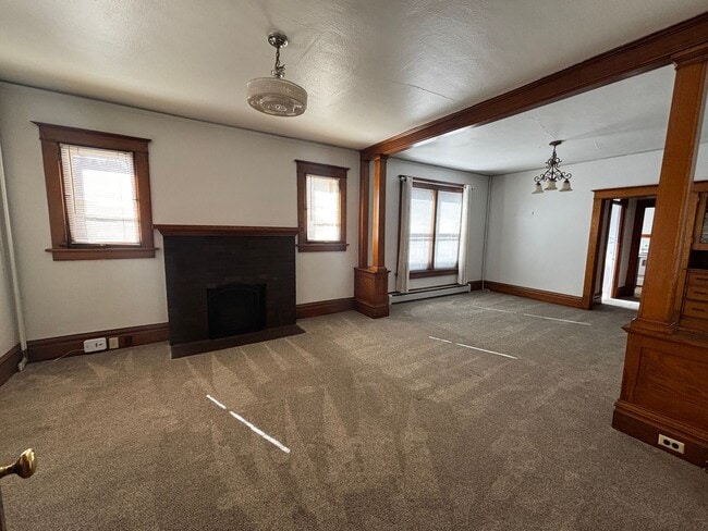 Building Photo - Spacious 1-Bedroom Apartment with Office Space Near Downtown Colorado Springs!