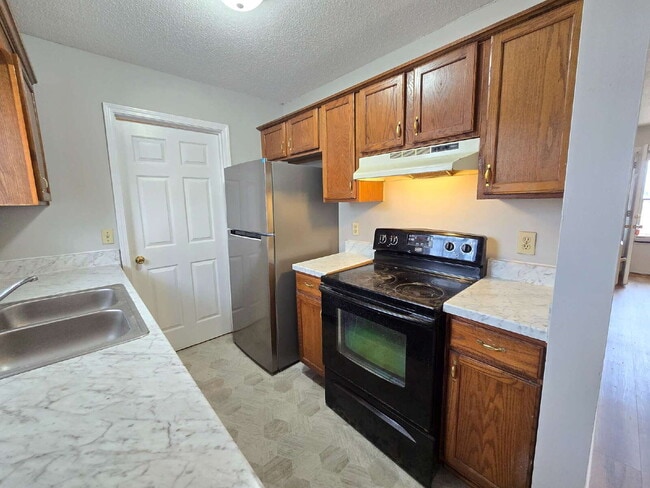 Building Photo - 308 Cunningham Ln