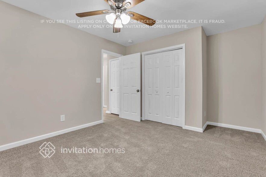 Building Photo - 1959 Laurel Ln