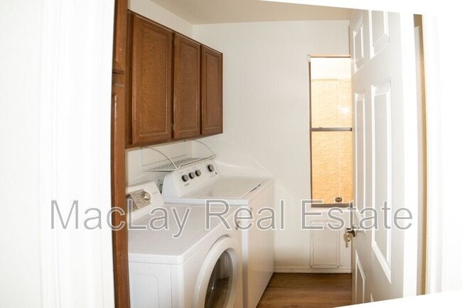 Building Photo - 11675 N 91st Ln