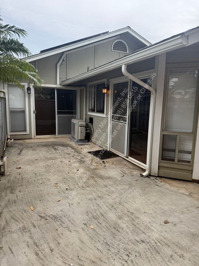 Building Photo - 91-1047 Pohahawai Place