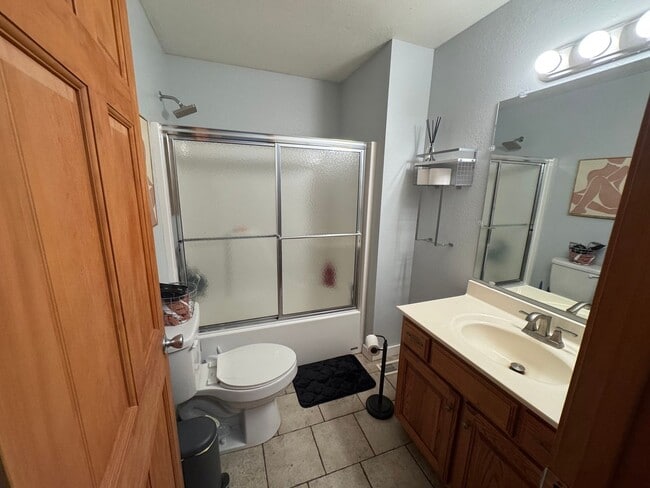 Building Photo - Great home!