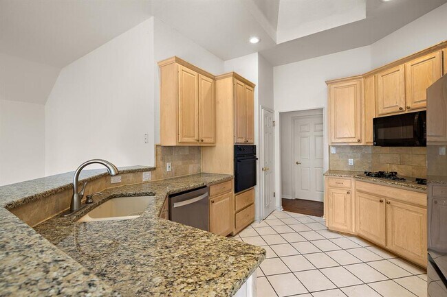 Building Photo - 2505 Merion Cove