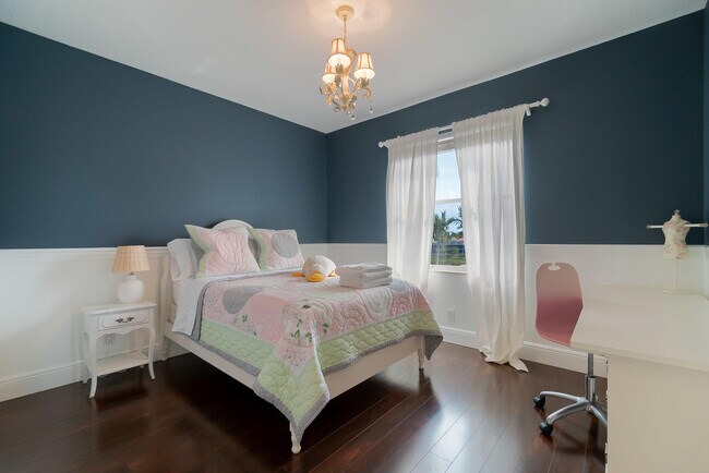 Building Photo - 4510 Island Reef Dr
