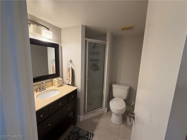 Building Photo - 1085 Forest Lakes Dr