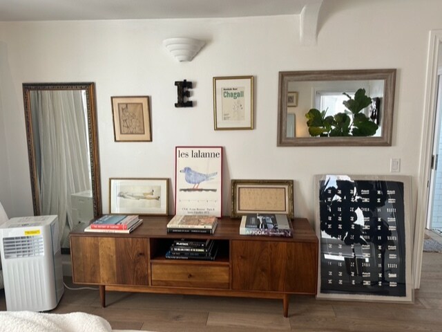 Building Photo - 205 41st St