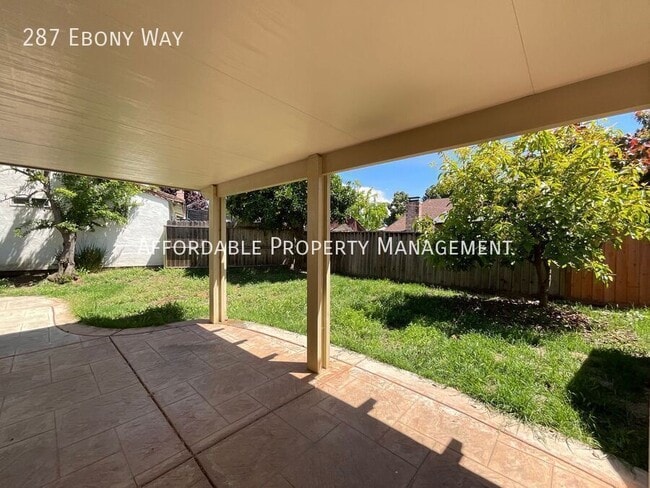 Building Photo - 287 Ebony Way