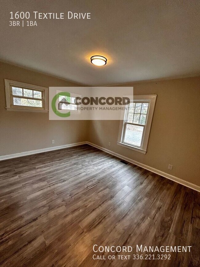 Building Photo - 1600 Textile Drive/Concordmgmt.com 336-273...