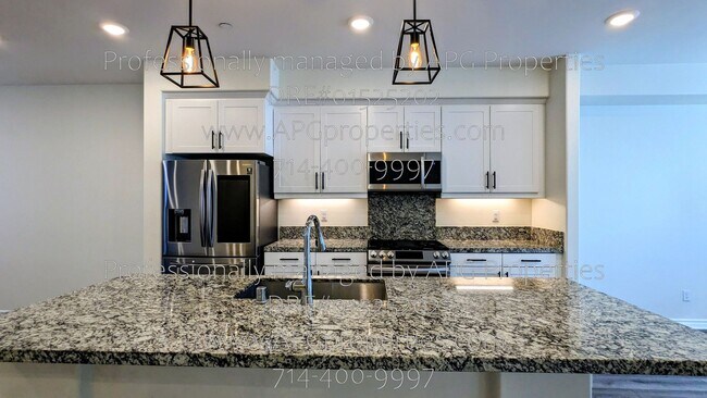 Building Photo - 13217 San Antonio Dr