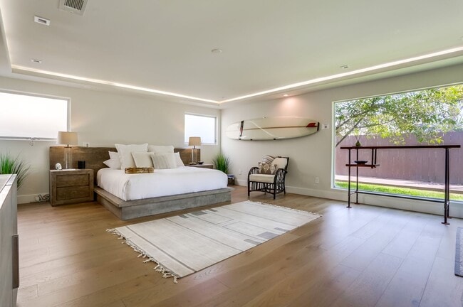 Building Photo - Luxury Furnished Home La Jolla with Ocean Views