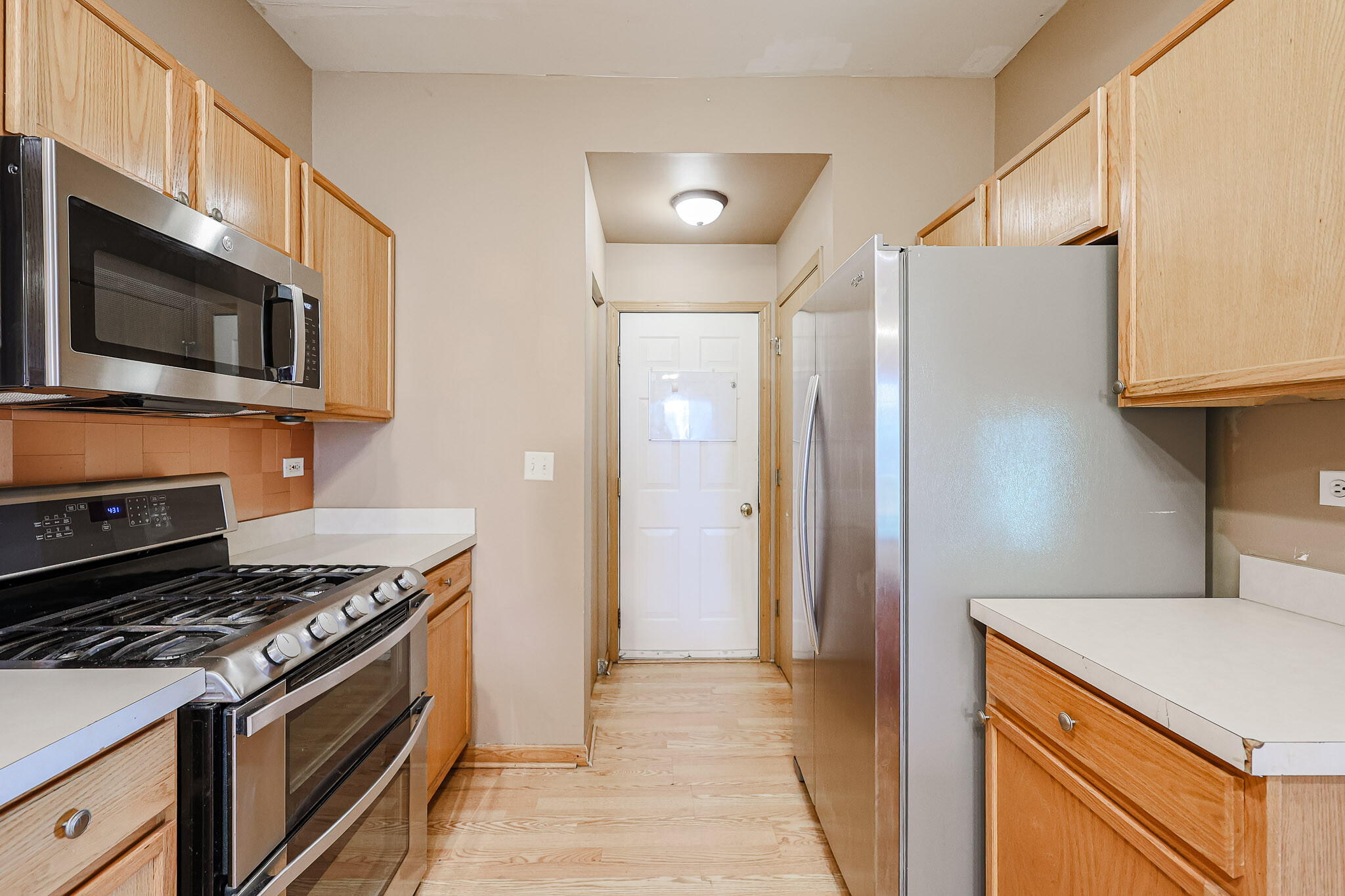 Building Photo - 607 Fox Ridge Dr
