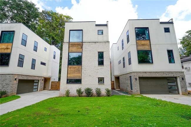 Primary Photo - 829 Barnett St NE