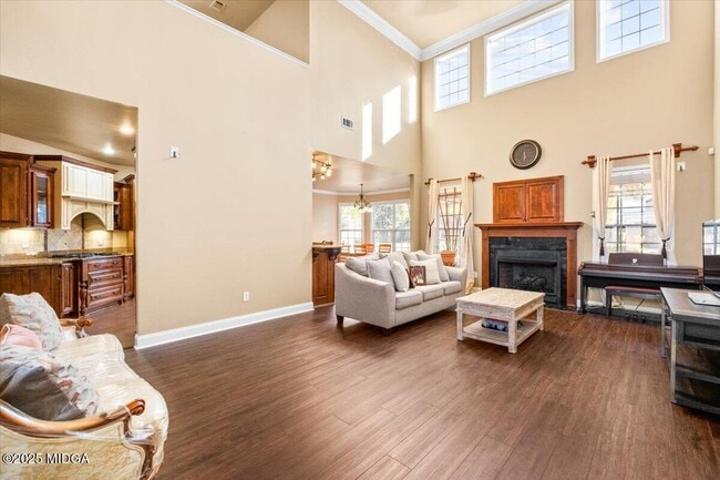 Building Photo - 204 Cashmere Ct