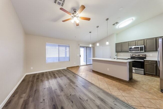 Building Photo - 22381 N 107th Dr