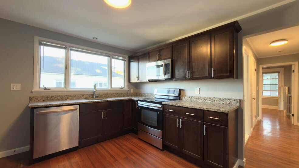 Building Photo - 62 Billings Ave