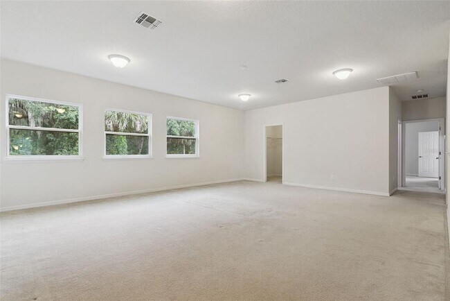 Building Photo - 660 Fanning Dr